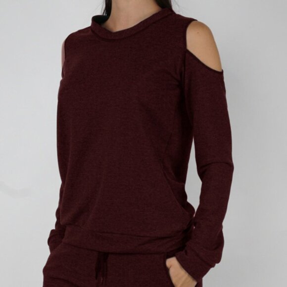 Cozy Off Shoulder Long Sleeved Shirt - Picture 2 of 3